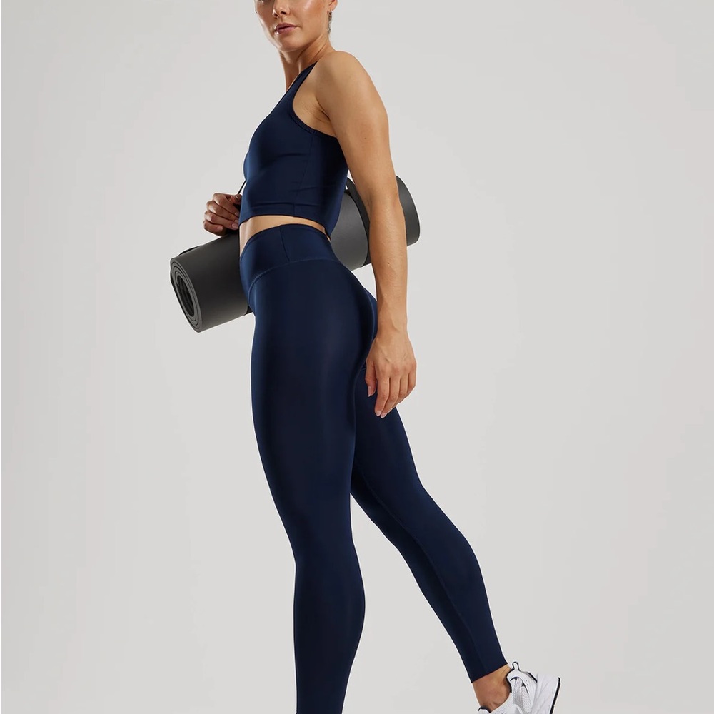 Women’s Best Set: Essential Leggings & Tank in sapphire blue